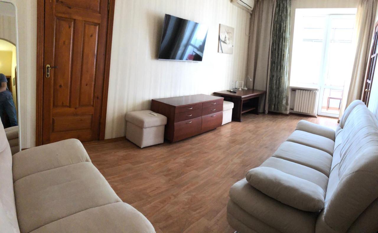 Doba In Ua Centre Apartments Dnepropetrovsk Exterior foto